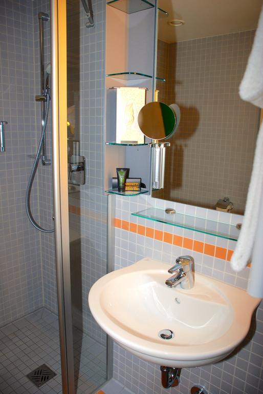 Hezelhof'S Radl-Hotel Wassertrüdingen Zimmer foto